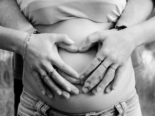Pruebas diagnósticas en el embarazo: amniocentesis genética